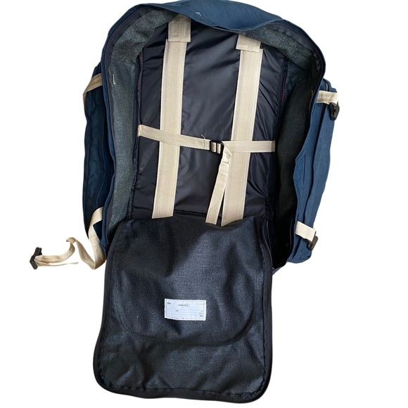 Eastpak Travel Bag Carry On Backpack Zip Off Pack 4-1 Navy Blue Leather Handles - Picture 5 of 15